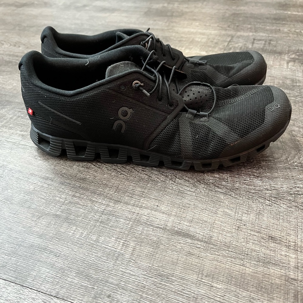 Mens On Cloud Running Shoes - Sz 11